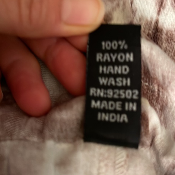 NWT.  Funky Brown and White  Overalls.     Onesize.    CL/GR12.    222277/4 - Picture 5 of 5